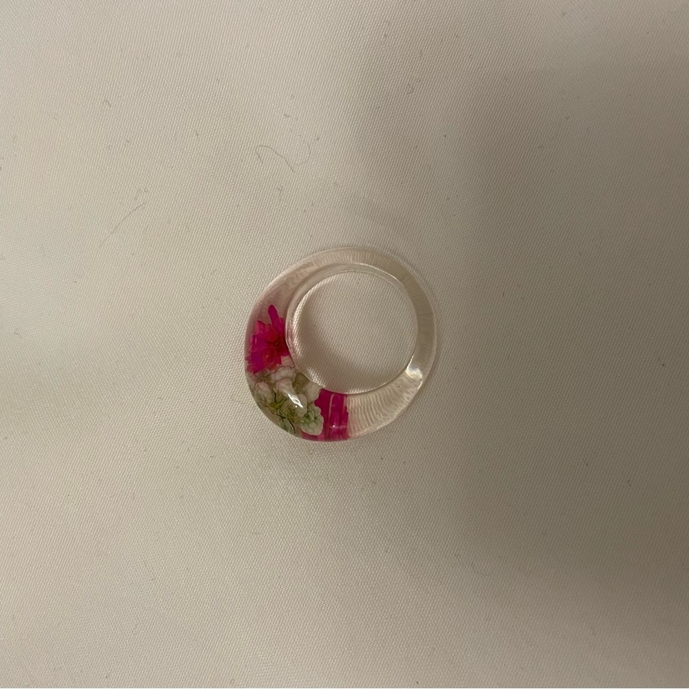 Floral ring - Picture 3 of 3